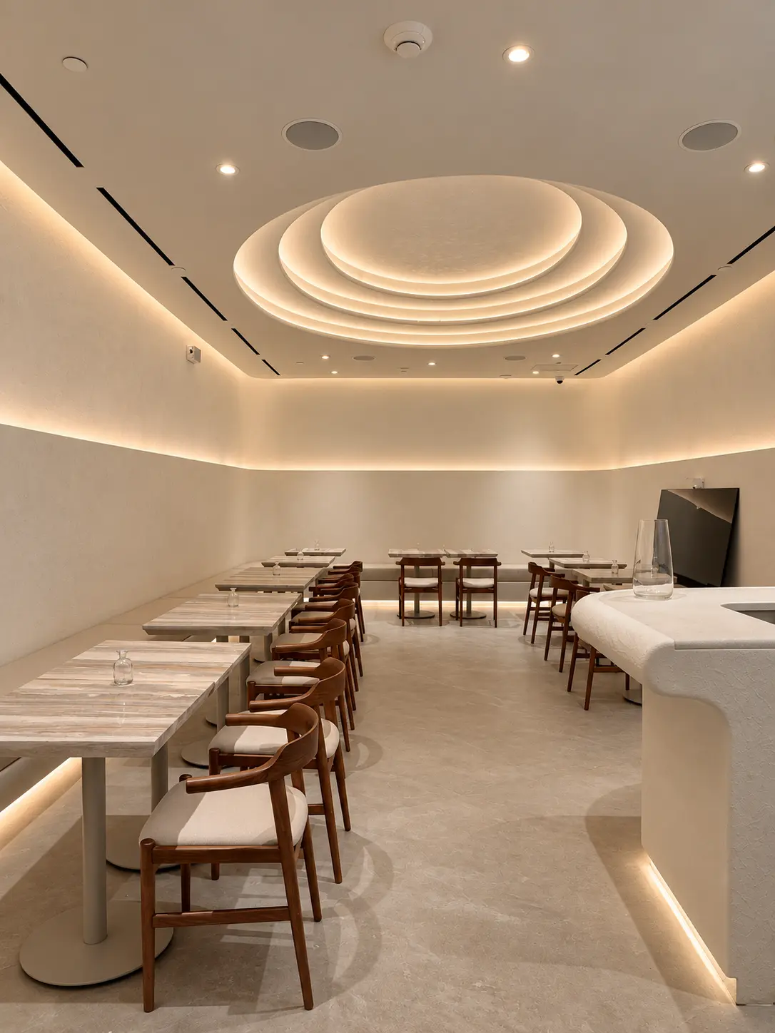 Oases — interior view 4
