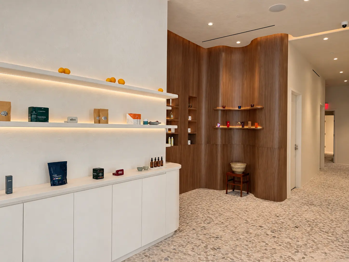 Oases — interior view 9